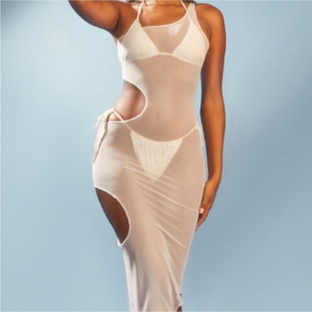 PrettyLittleThing White Sheer Cut Out One Shoulder Maxi Dress - Size M - NWT - Picture 1 of 7
